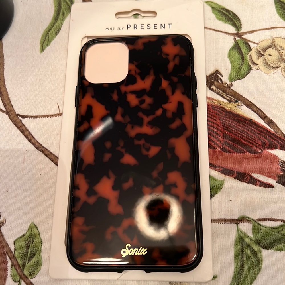 Fits 1 phone 11
